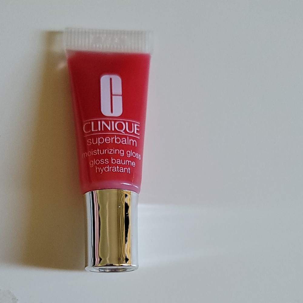 Discontinued Clinique Superbalm 02 RASPBERRY Moisturizing Gloss Small Size .17oz